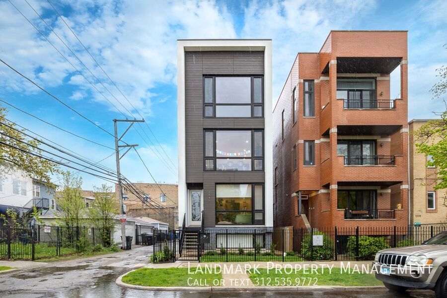 1545 N Artesian Ave Unit 3 property image