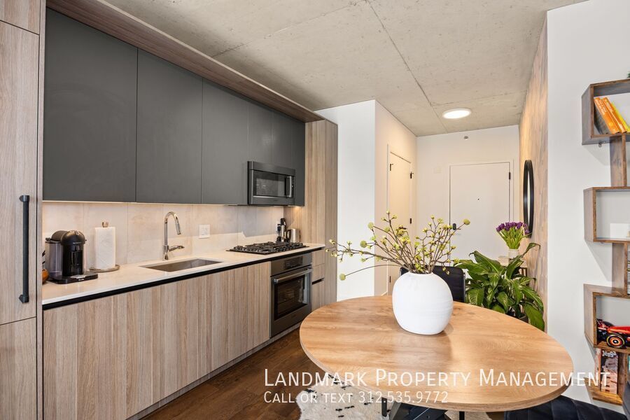 234 W Polk St Unit 2508 property image