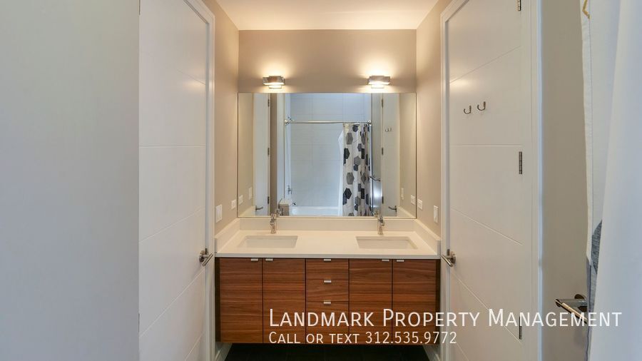 1515 N Mohawk Street Unit 3 property image