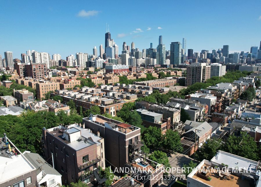 1515 N Mohawk Street Unit 3 property image