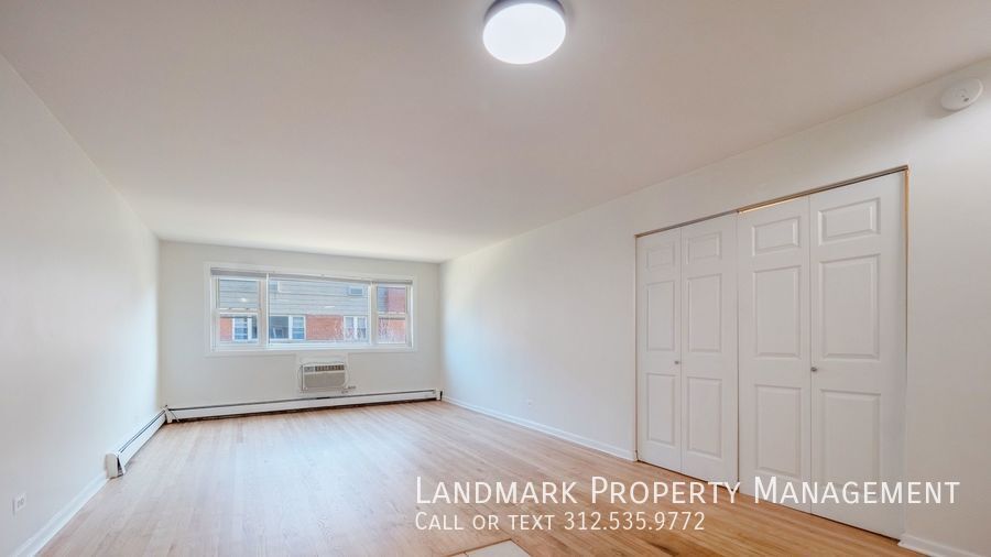 2401 W Balmoral Ave  Unit 2D property image