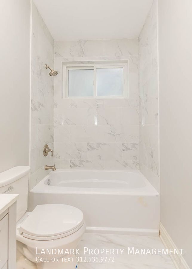 4735 S Michigan Ave Unit 1 property image