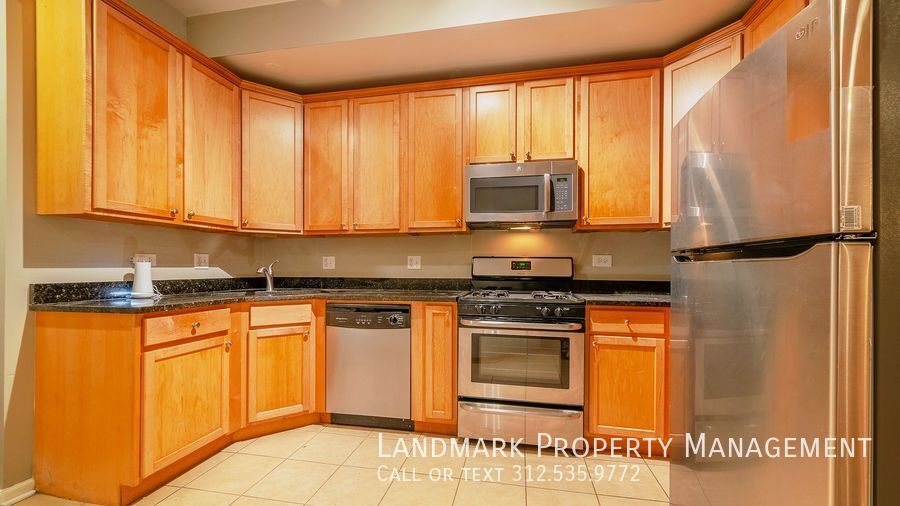 4428 S Calumet Unit G, Chicago property image