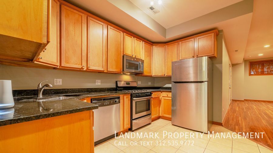 4428 S Calumet Unit G, Chicago property image