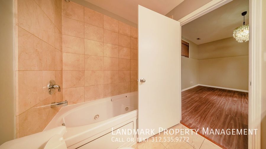 4428 S Calumet Unit G, Chicago property image