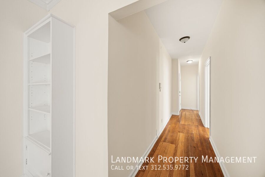 5464 S Cornell Ave Unit 3H property image