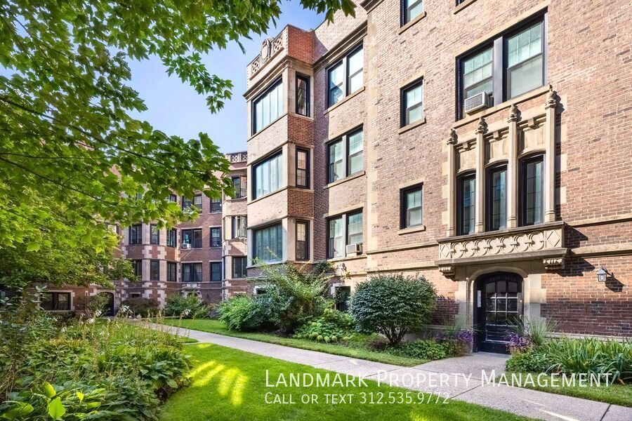 5464 S Cornell Ave Unit 3H property image