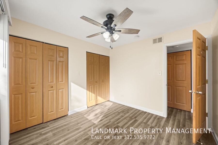 10440 Natoma Ave Unit 6 property image