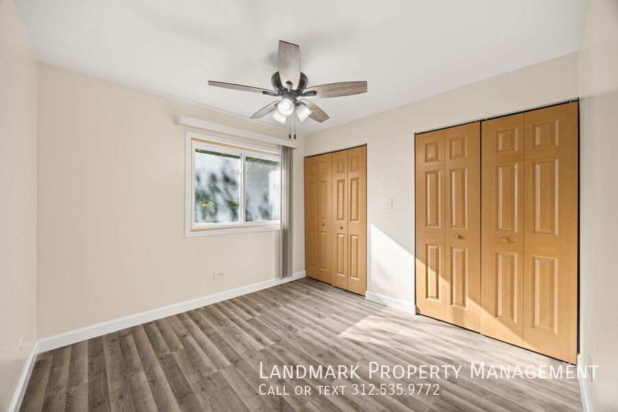 10440 Natoma Ave Unit 6 property image