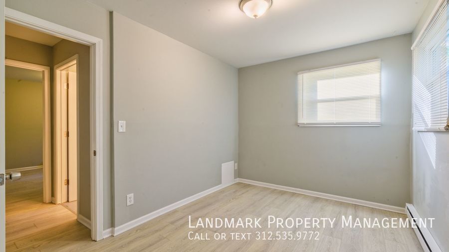 26045 S Oak Unit 1 property image