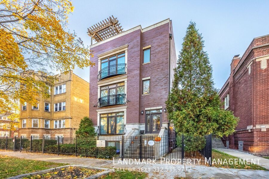 4208 N Albany Ave Unit 1R property image