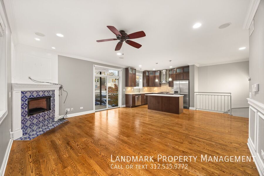 4208 N Albany Ave Unit 1R property image