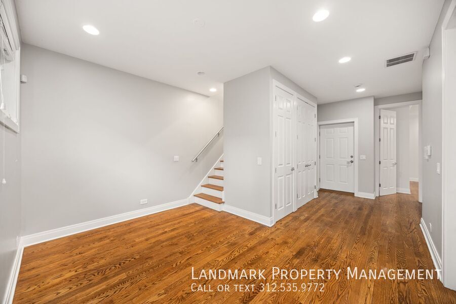 4208 N Albany Ave Unit 1R property image