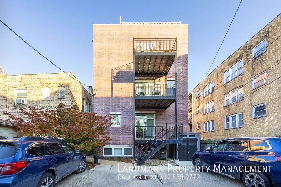 4208 N Albany Ave Unit 1R property image