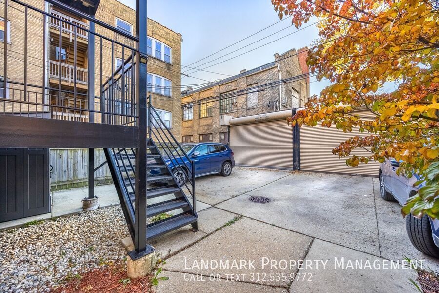 4208 N Albany Ave Unit 1R property image