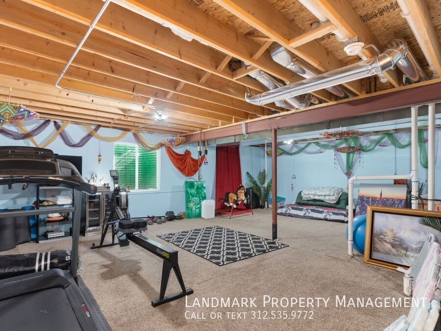 20857 W Brentwood Ct property image