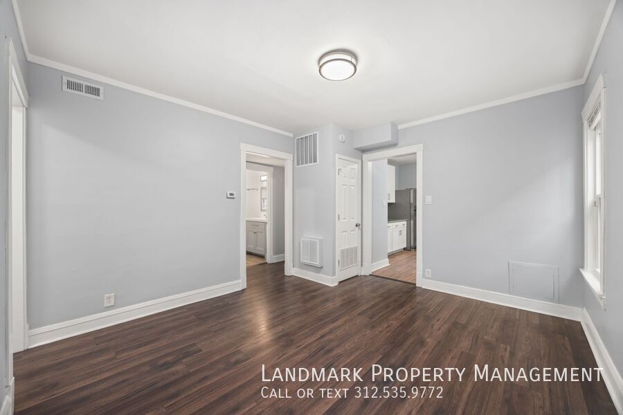 3817 N Sawyer Ave Unit 2 property image