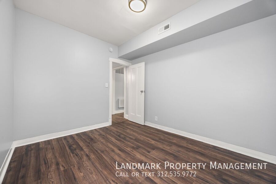 3817 N Sawyer Ave Unit 2 property image