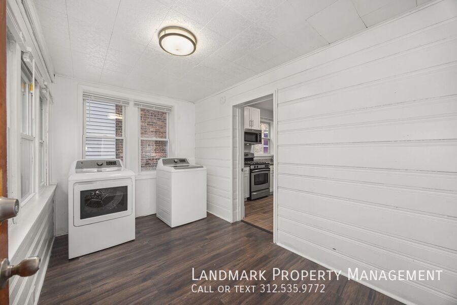 3817 N Sawyer Ave Unit 2 property image