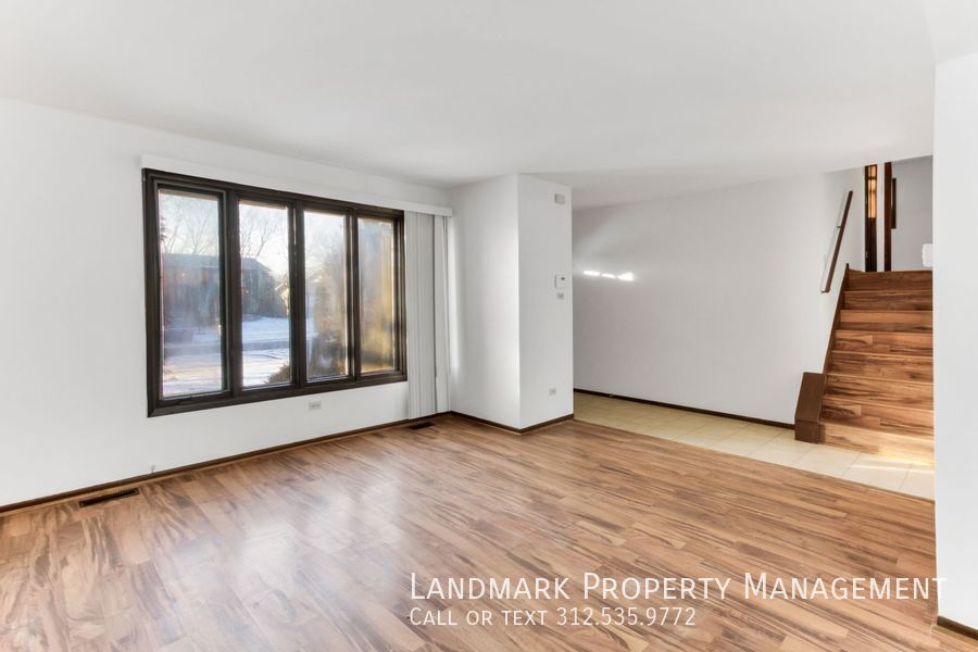 18819 Oakwood Court property image