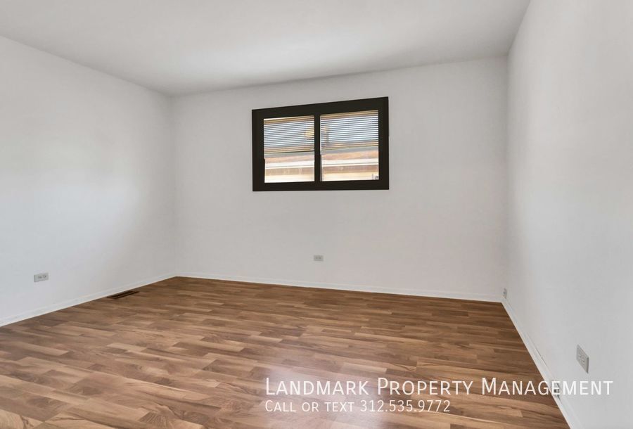 18819 Oakwood Court property image