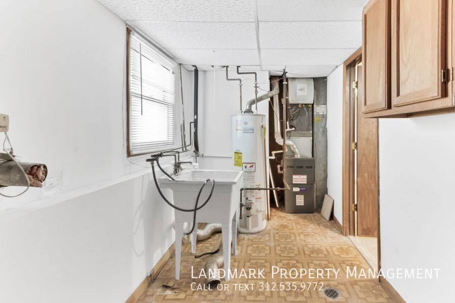 18819 Oakwood Court property image