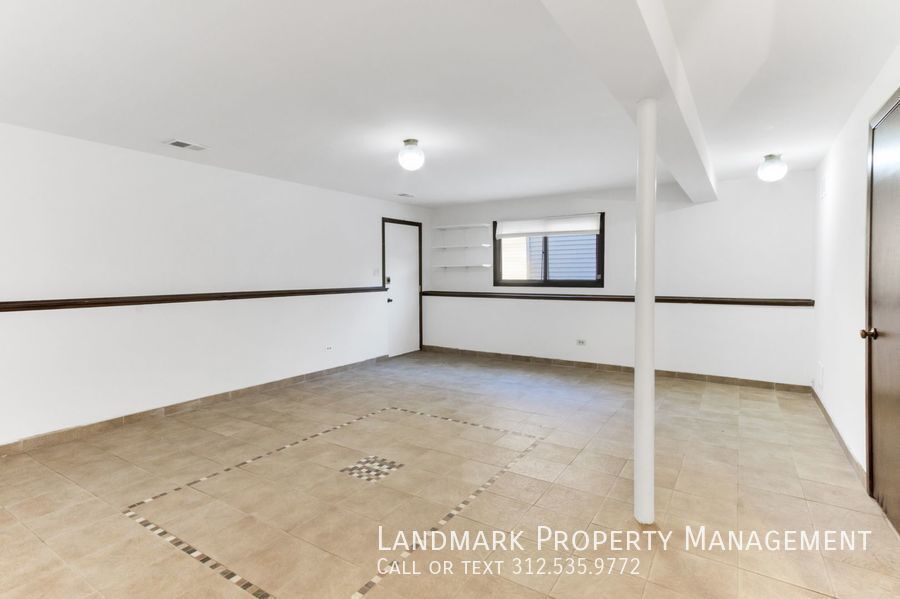 18819 Oakwood Court property image