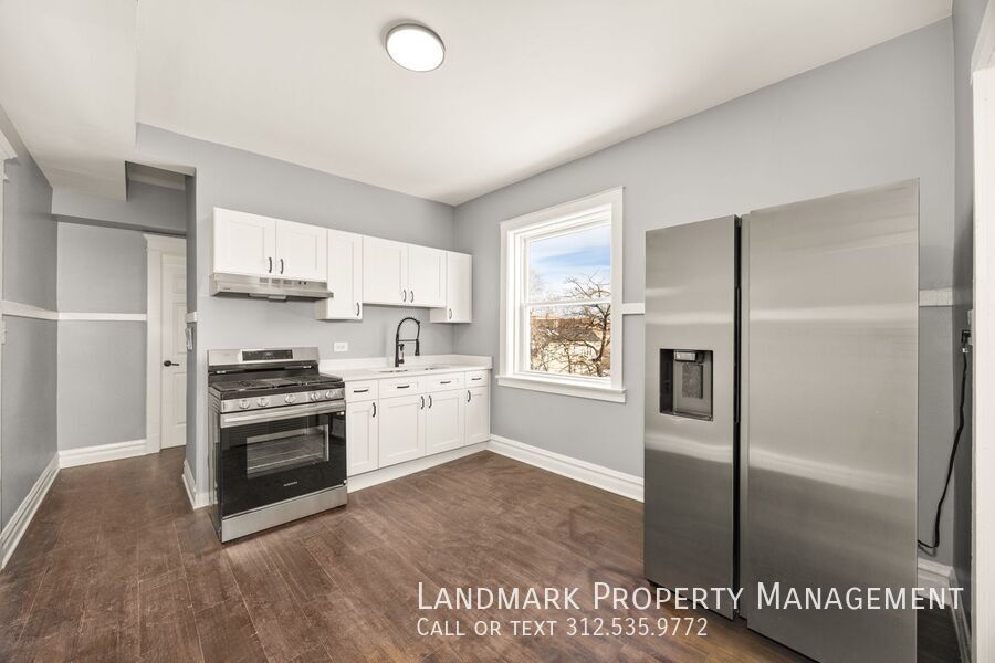 1843 W 54th St Unit 3E property image