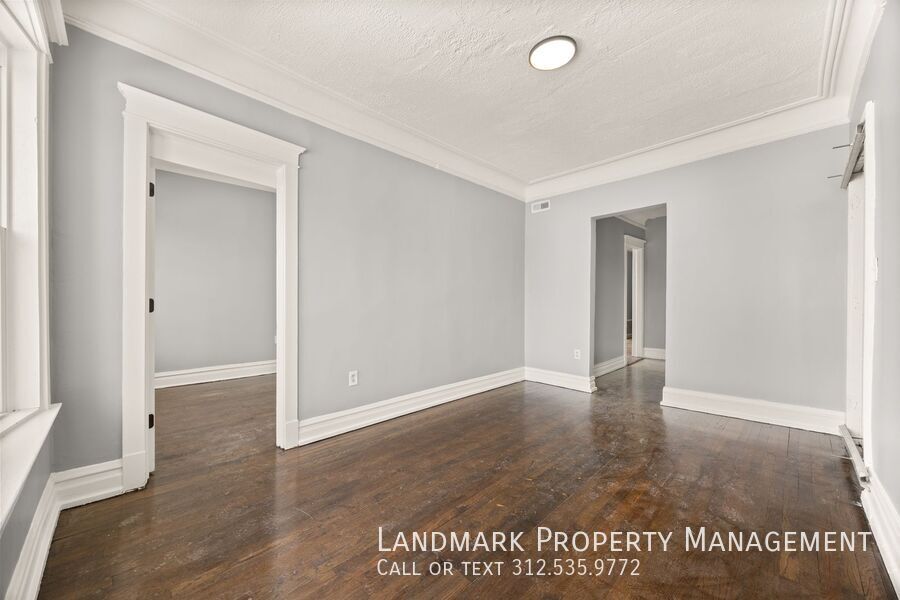 1843 W 54th St Unit 3E property image
