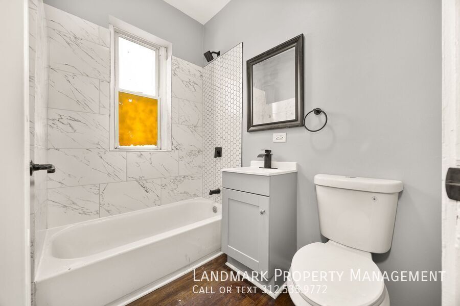 1843 W 54th St Unit 3E property image