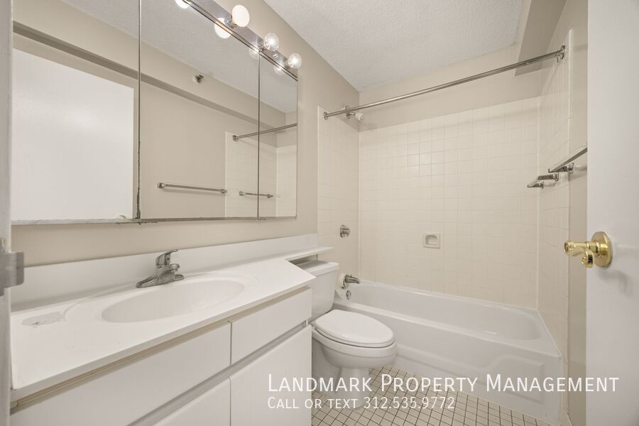 440 N Wabash Ave Unit 1904 property image