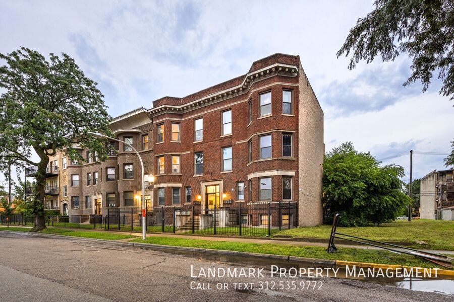 4723 S Forrestville Ave Unit 3 property image