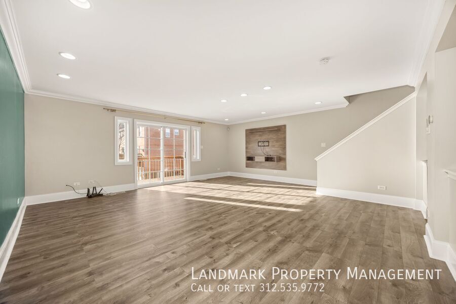 6431 W 64th Pl property image