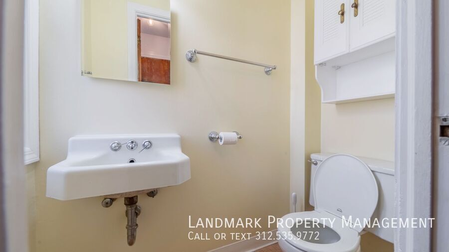 1215 N Harlem Ave Unit C property image