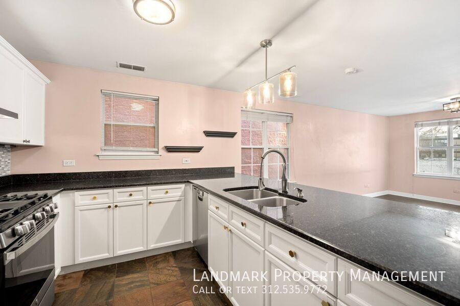 1449 N Larrabee St Unit B property image