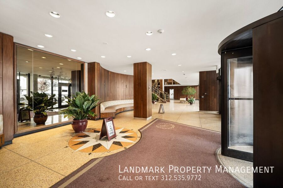 3200 N Lake Shore Dr Unit 909 property image