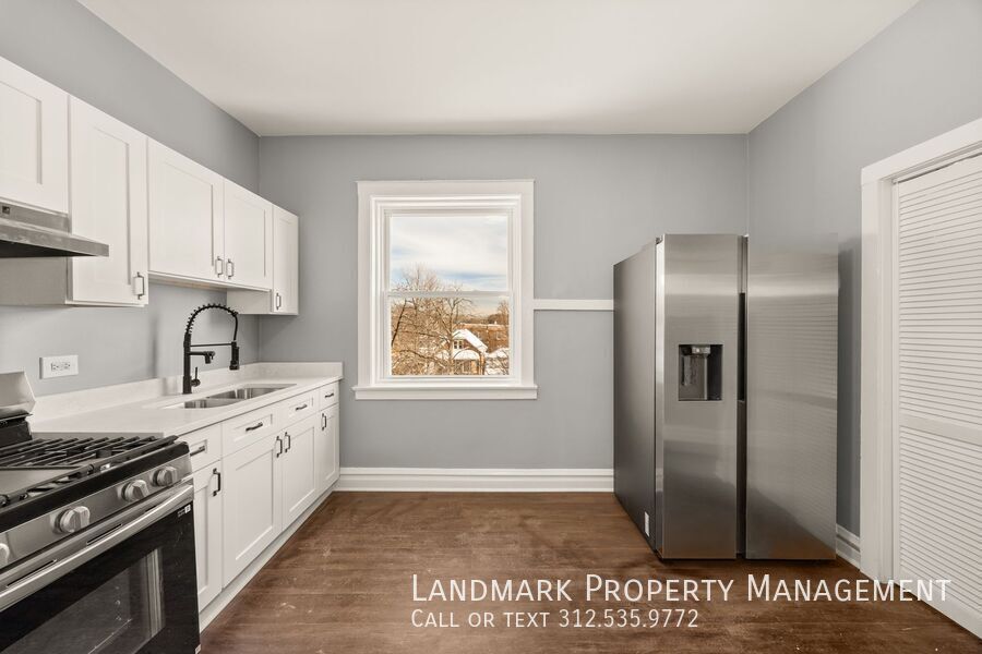 1845 W 54th St Unit 3W property image