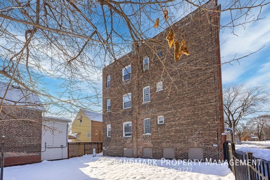 1845 W 54th St Unit 3W property image