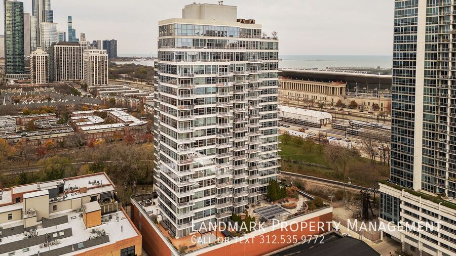 1600 S Prairie Ave Unit 808 property image