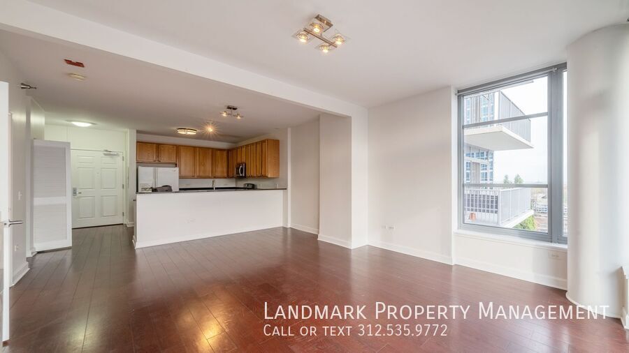 1600 S Prairie Ave Unit 808 property image