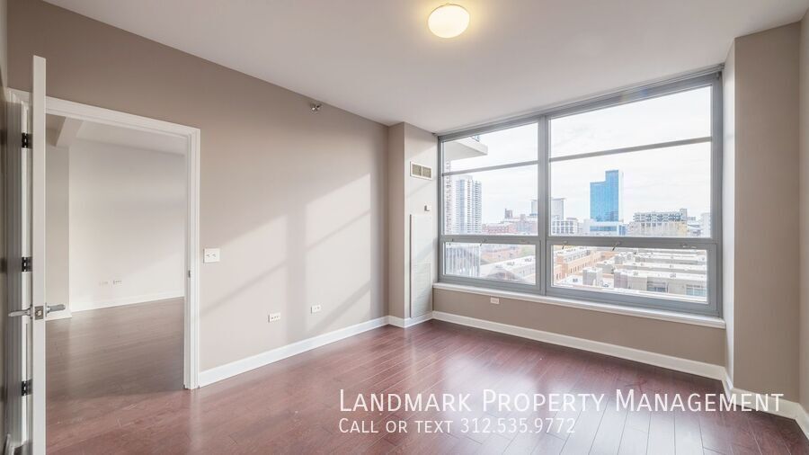 1600 S Prairie Ave Unit 808 property image