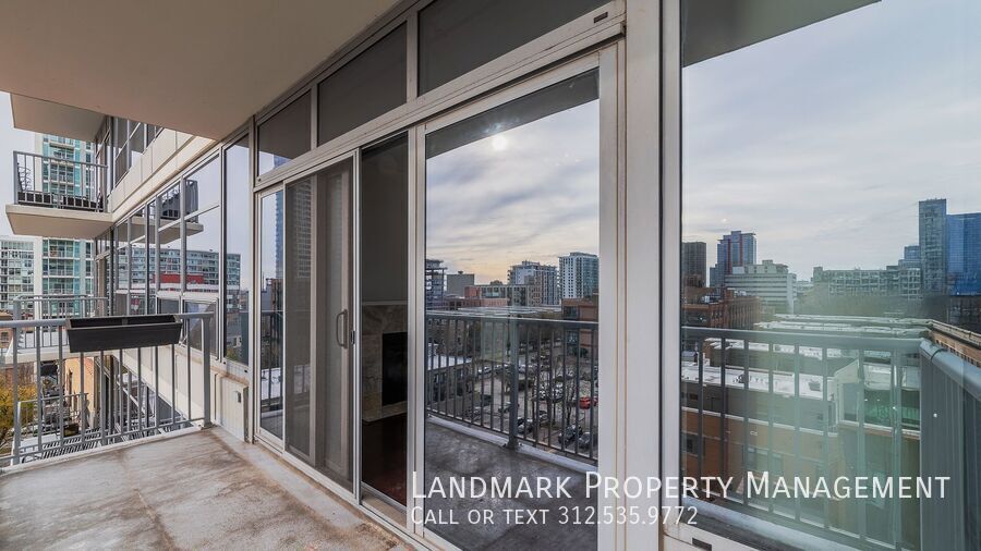 1600 S Prairie Ave Unit 808 property image