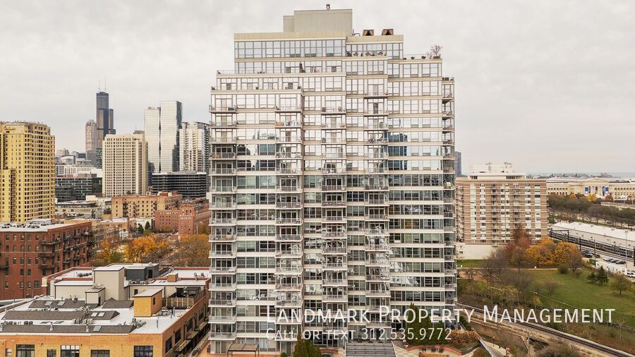 1600 S Prairie Ave Unit 808 property image