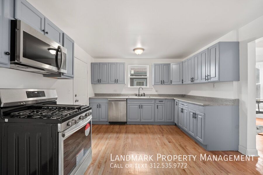 806 S Taylor Ave property image