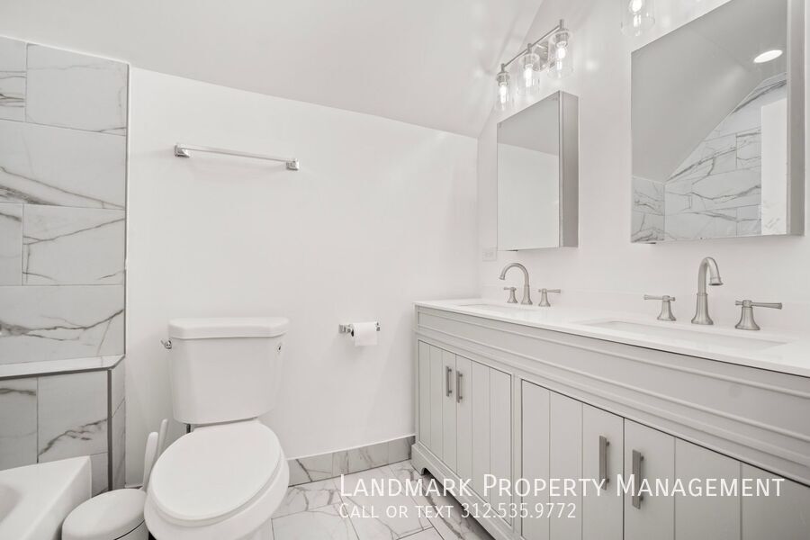 806 S Taylor Ave property image