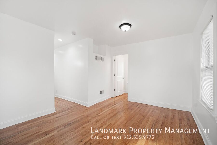 806 S Taylor Ave property image