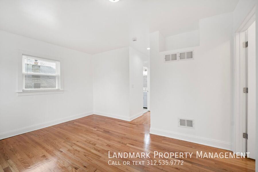 806 S Taylor Ave property image