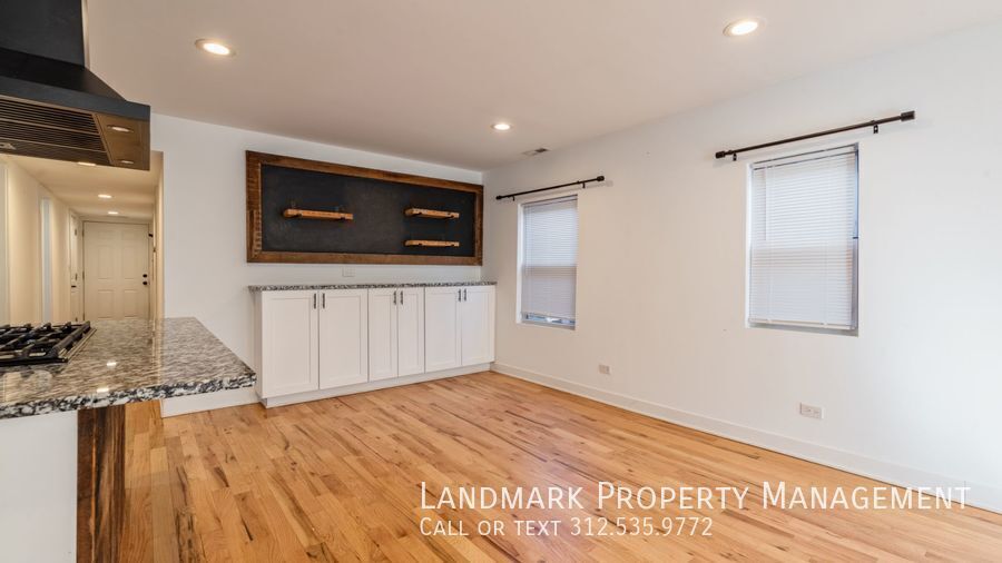 2038 W 21st St Unit 2 property image