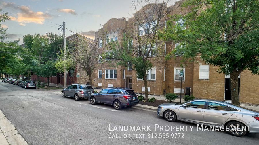 4748 N Washtenaw Unit 2 property image