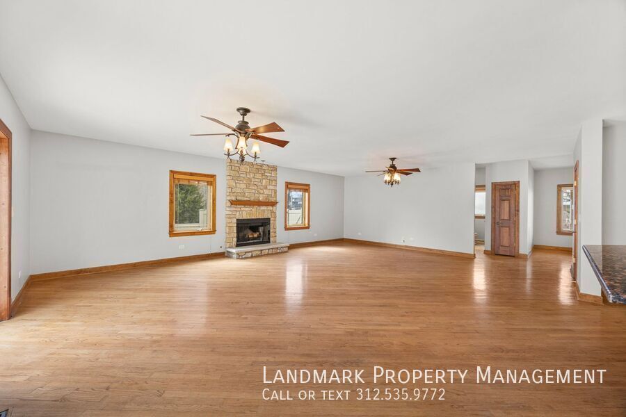 12313 S 71st Ct property image